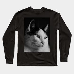 Portrait of a cat Long Sleeve T-Shirt